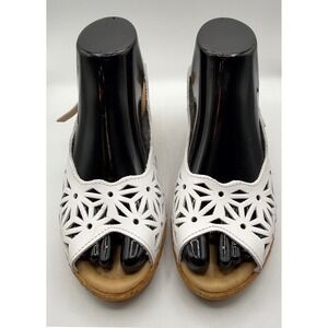 Spring Step Women Size 7 White Cutout Peep Toe Wedge Sandals Made in Italy